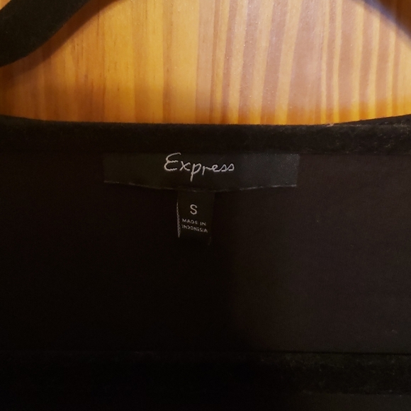 Black Express Shirt - Picture 3 of 3